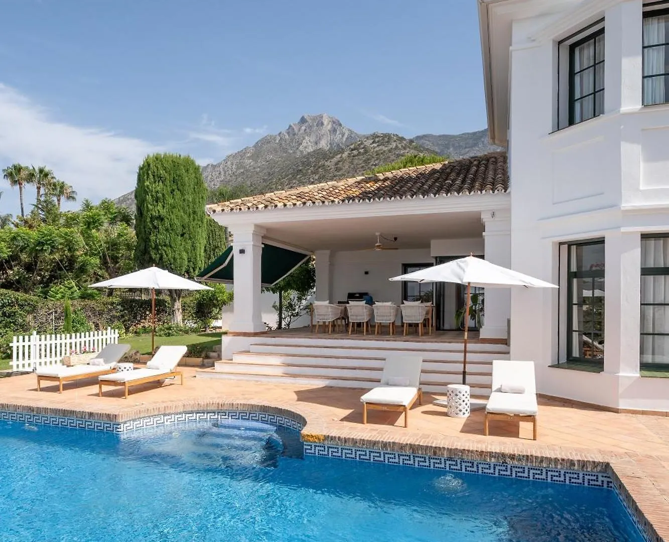Villa Shakira, Sierra Blanca, Marbella