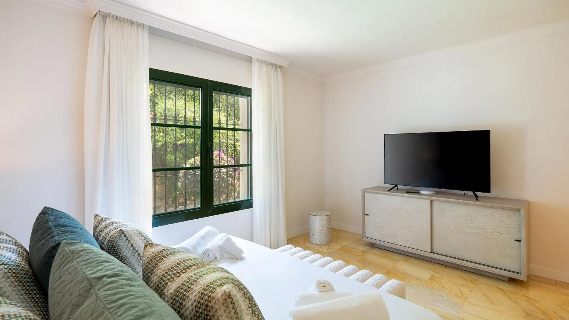 Villa Shakira, Sierra Blanca, Marbella Spanje
