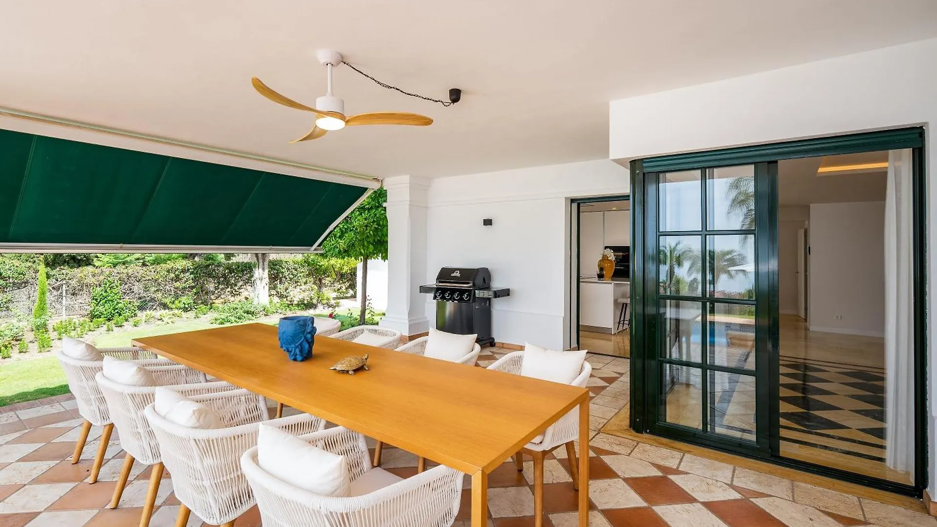 Villa Shakira, Sierra Blanca, Marbella