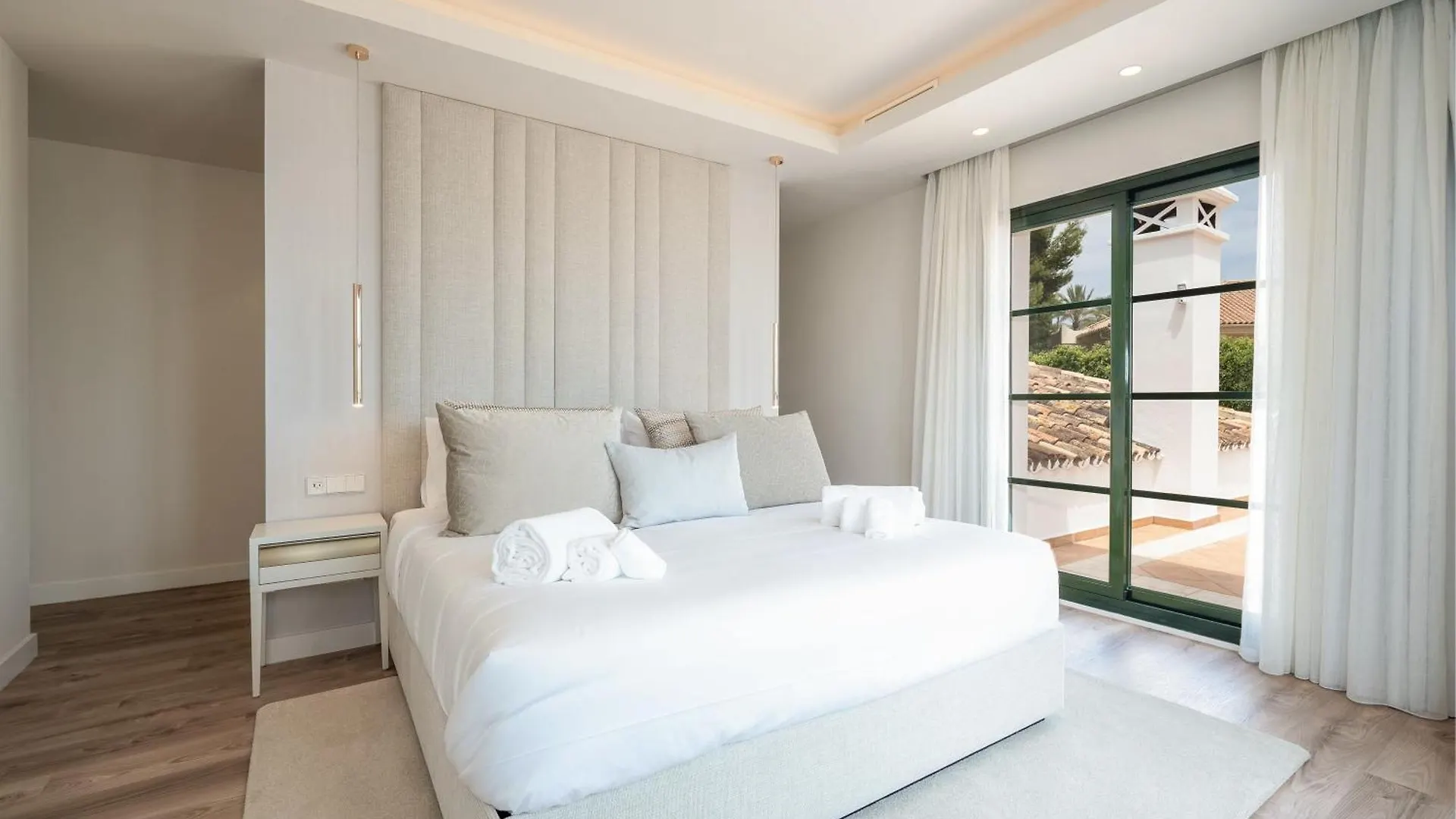 Villa Shakira, Sierra Blanca, Marbella