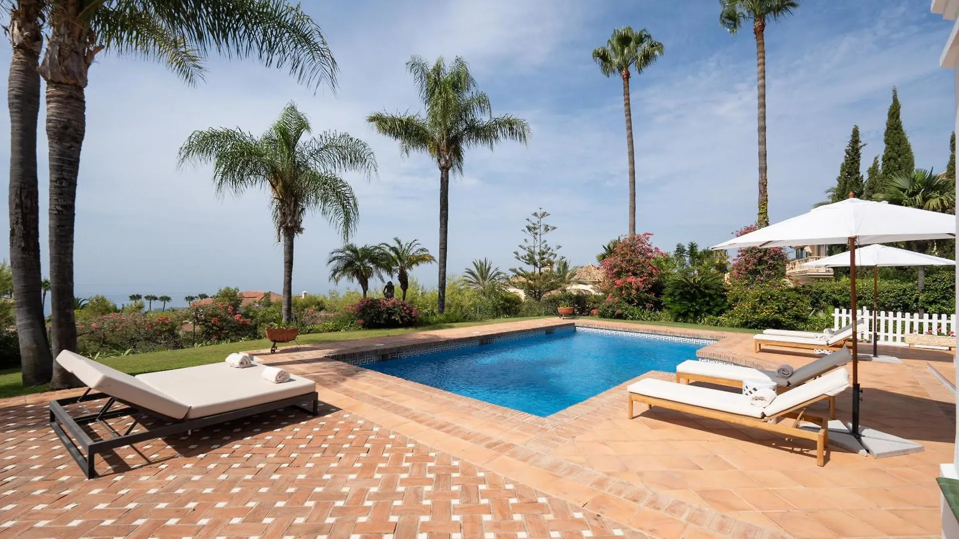 Villa Shakira, Sierra Blanca, Marbella